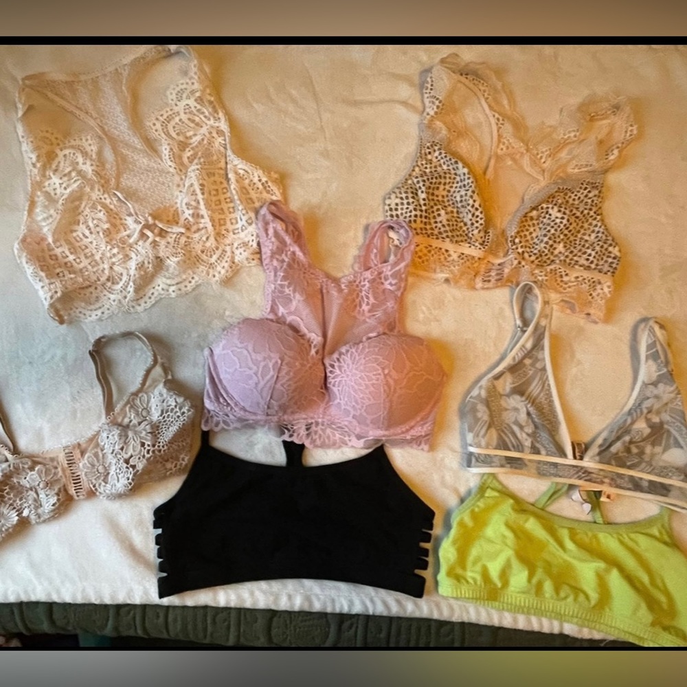 Victoria’s Secret bralette bundle